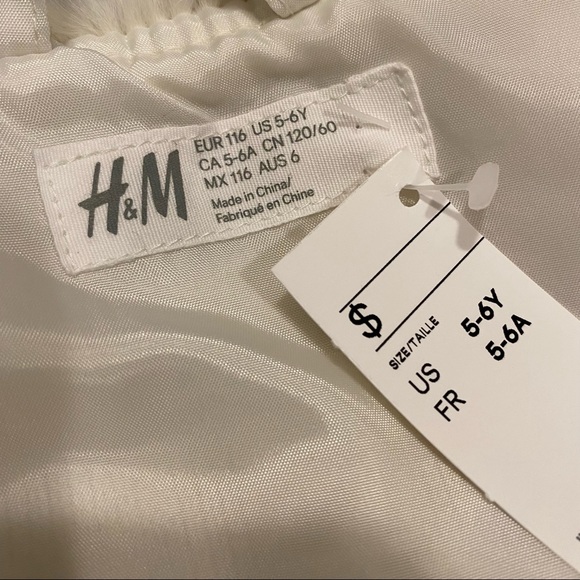 ๐Host Pick๐ H&M Faux Fur Vest - Picture 5 of 6